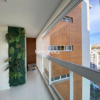 Apartamento com 101m², 2 quartos (sendo 2 suítes), 1 garagem, no bairro Centro em Florianópolis