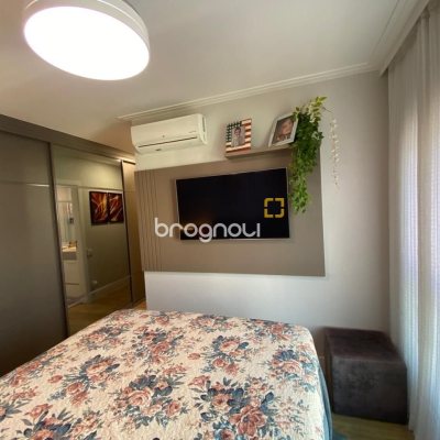 Apartamento com 101m², 2 quartos (sendo 2 suítes), 1 garagem, no bairro Centro em Florianópolis