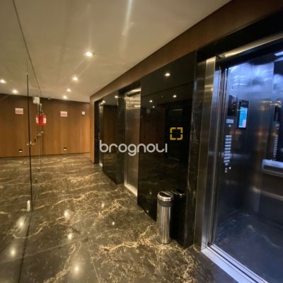 Apartamento com 101m², 2 quartos (sendo 2 suítes), 1 garagem, no bairro Centro em Florianópolis