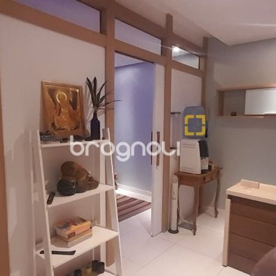 Sala com 35m², 1 garagem, no bairro Trindade em Florianópolis