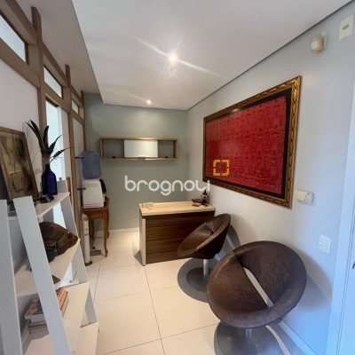 Sala com 35m², 1 garagem, no bairro Trindade em Florianópolis