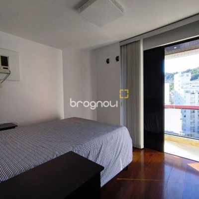 Apartamento com 120m², 3 quartos (sendo 1 suíte), 2 garagens, no bairro Centro em Florianópolis