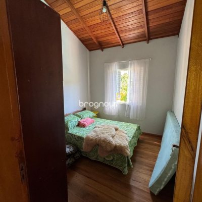 Sítio com 200m², no bairro Potecas em São José