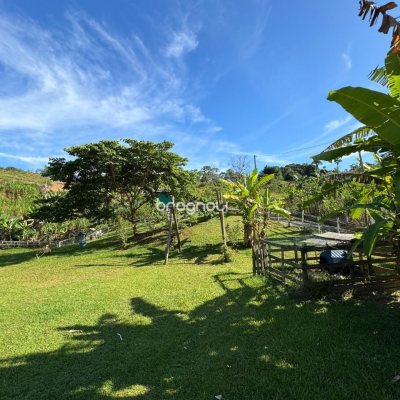 Sítio com 200m², no bairro Potecas em São José
