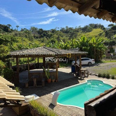 Sítio com 200m², no bairro Potecas em São José