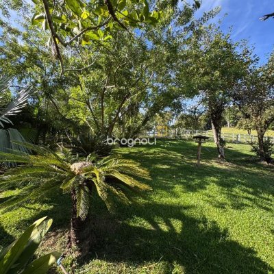Sítio com 200m², no bairro Potecas em São José