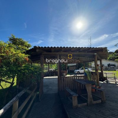 Sítio com 200m², no bairro Potecas em São José