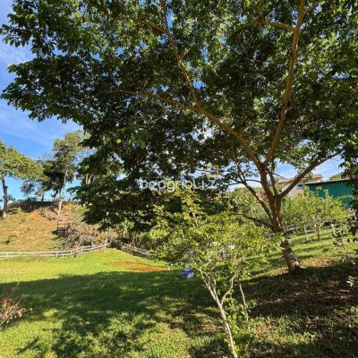 Sítio com 200m², no bairro Potecas em São José