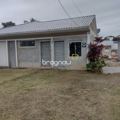 Terreno com 825m², no bairro Balneário em Florianópolis