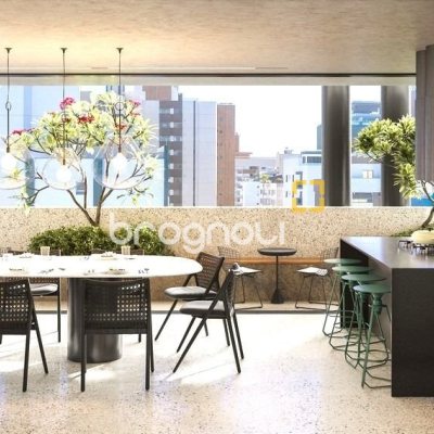 Apartamento com 107m², 3 quartos (sendo 1 suíte), 2 garagens, no bairro Centro em Florianópolis