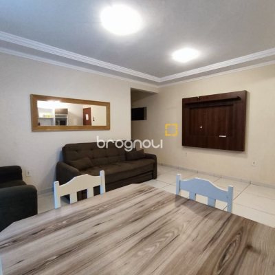 Apartamento com 68m², 2 quartos (sendo 1 suíte), 1 garagem, no bairro Ingleses em Florianópolis