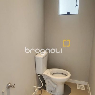 Casa com 153m², 3 quartos (sendo 1 suíte), 1 garagem, no bairro Ipiranga em São José