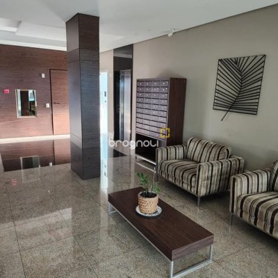 Apartamento com 109m², 3 quartos (sendo 1 suíte), 2 garagens, no bairro Jardim Atlântico em Florianópolis