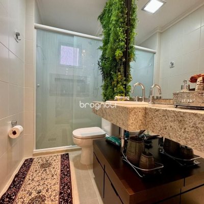 Apartamento com 109m², 3 quartos (sendo 1 suíte), 2 garagens, no bairro Jardim Atlântico em Florianópolis