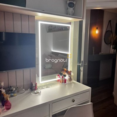 Apartamento com 111m², 3 quartos (sendo 1 suíte), 4 garagens, no bairro Abraão em Florianópolis