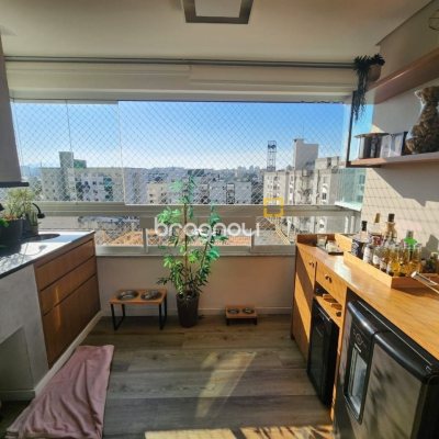 Apartamento com 111m², 3 quartos (sendo 1 suíte), 4 garagens, no bairro Abraão em Florianópolis