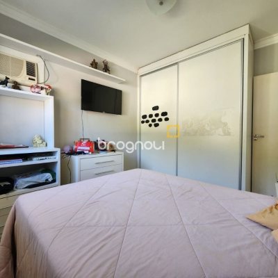 Casa com 204m², 4 quartos (sendo 1 suíte), 4 garagens, no bairro Agronômica em Florianópolis