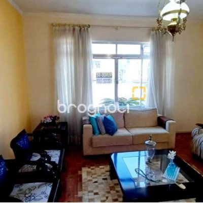 Casa com 315m², 5 quartos (sendo 3 suítes), 3 garagens, no bairro Capoeiras em Florianópolis