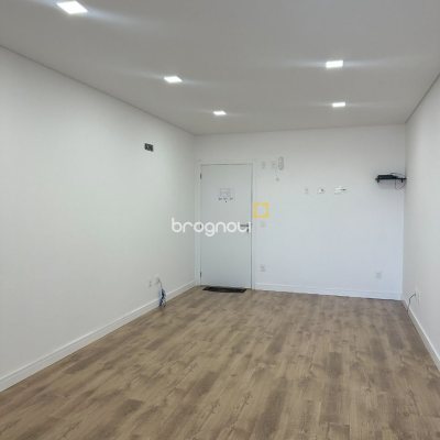 Sala com 30m², no bairro Ingleses em Florianópolis