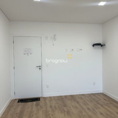 Sala com 30m², no bairro Ingleses em Florianópolis