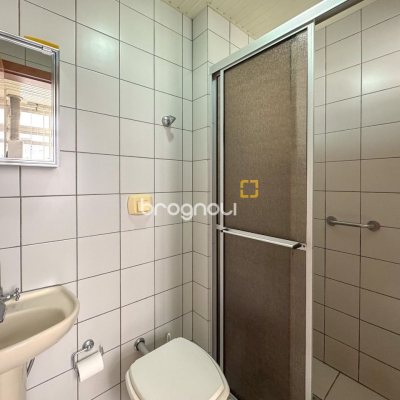 Apartamento com 113m², 3 quartos (sendo 1 suíte), 2 garagens, no bairro Centro em Florianópolis