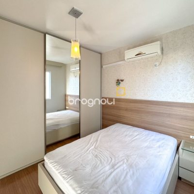 Apartamento com 113m², 3 quartos (sendo 1 suíte), 2 garagens, no bairro Centro em Florianópolis