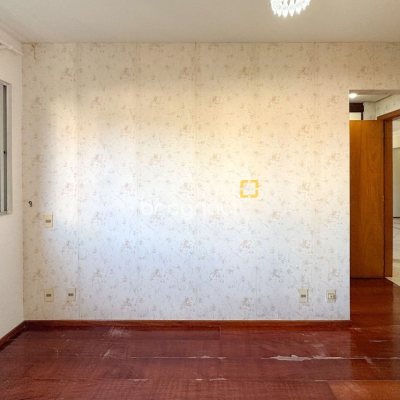 Apartamento com 113m², 3 quartos (sendo 1 suíte), 2 garagens, no bairro Centro em Florianópolis