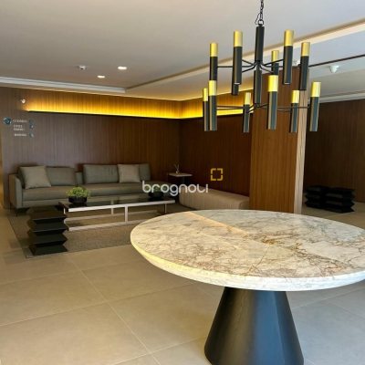 Cobertura com 167m², 3 quartos (sendo 3 suítes), 3 garagens, no bairro Cacupé em Florianópolis