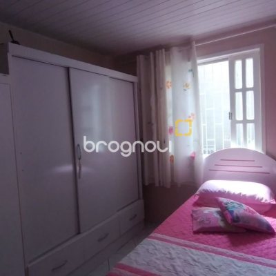 Casa com 161m², 4 quartos, 2 garagens, no bairro Monte Verde em Florianópolis