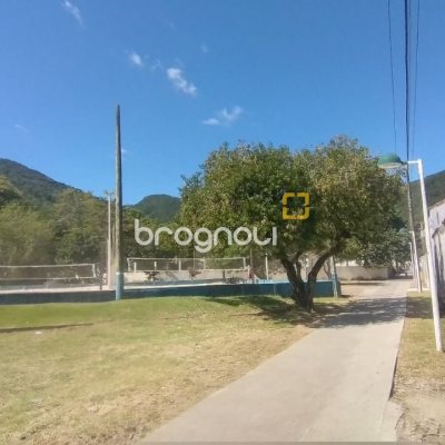 Casa com 161m², 4 quartos, 2 garagens, no bairro Monte Verde em Florianópolis