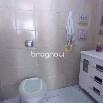 Casa com 161m², 4 quartos, 2 garagens, no bairro Monte Verde em Florianópolis