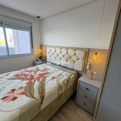 Apartamento com 67m², 2 quartos, 1 garagem, no bairro Barreiros em São José