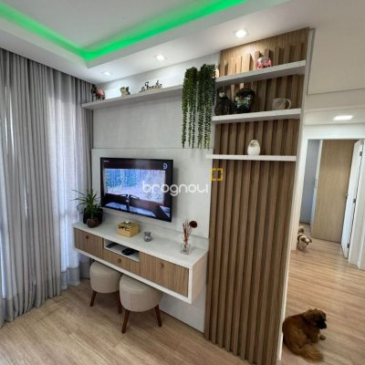 Apartamento com 67m², 2 quartos, 1 garagem, no bairro Barreiros em São José