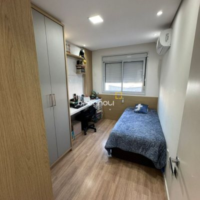 Apartamento com 67m², 2 quartos, 1 garagem, no bairro Barreiros em São José