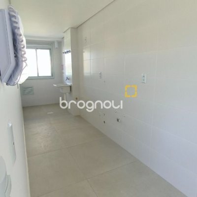 Apartamento com 85m², 3 quartos (sendo 1 suíte), 1 garagem, no bairro Estreito em Florianópolis