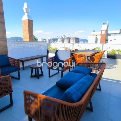 Apartamento com 85m², 3 quartos (sendo 1 suíte), 1 garagem, no bairro Estreito em Florianópolis