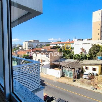 Apartamento com 85m², 3 quartos (sendo 1 suíte), 1 garagem, no bairro Estreito em Florianópolis