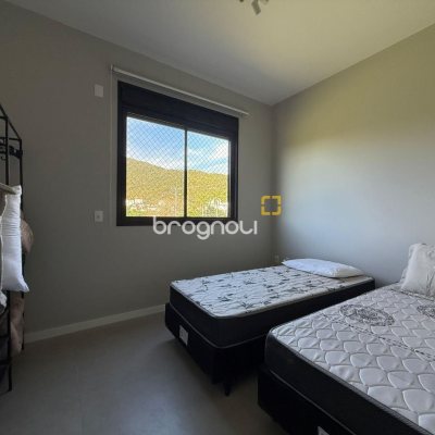 Casa com 127m², 3 quartos (sendo 1 suíte), 2 garagens, no bairro Cachoeira do Bom Jesus em Florianópolis