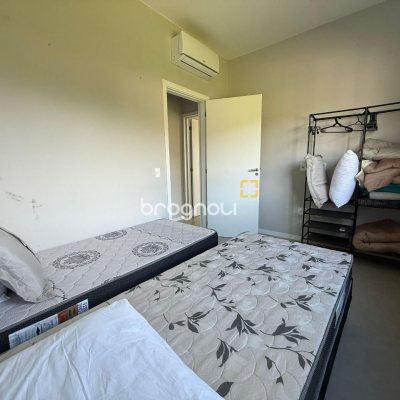 Casa com 127m², 3 quartos (sendo 1 suíte), 2 garagens, no bairro Cachoeira do Bom Jesus em Florianópolis