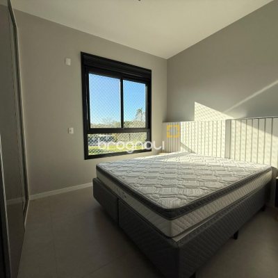 Casa com 127m², 3 quartos (sendo 1 suíte), 2 garagens, no bairro Cachoeira do Bom Jesus em Florianópolis