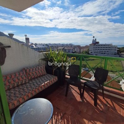 Apartamento com 108m², 2 quartos (sendo 1 suíte), 1 garagem, no bairro Praia Brava em Florianópolis