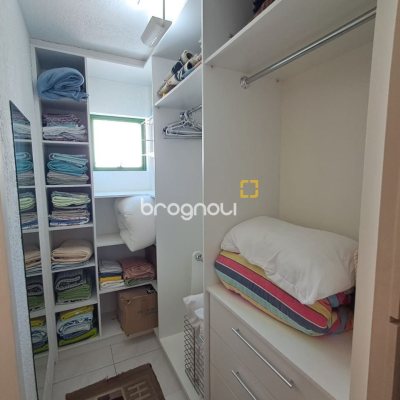 Apartamento com 108m², 2 quartos (sendo 1 suíte), 1 garagem, no bairro Praia Brava em Florianópolis