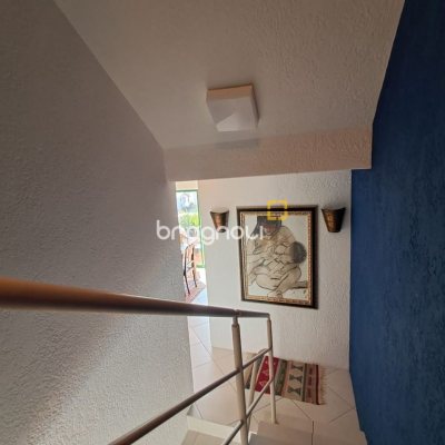 Apartamento com 108m², 2 quartos (sendo 1 suíte), 1 garagem, no bairro Praia Brava em Florianópolis