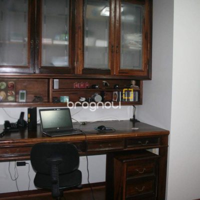 Apartamento com 264m², 4 quartos (sendo 2 suítes), 2 garagens, no bairro Agronômica em Florianópolis