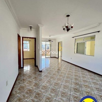 Casa com 239m², 4 quartos (sendo 2 suítes), 2 garagens, no bairro Jardim Atlântico em Florianópolis