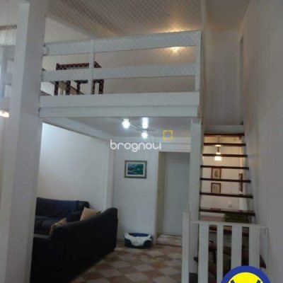 Casa com 151m², 3 quartos (sendo 3 suítes), 1 garagem, no bairro Jurerê Internacional em Florianópolis