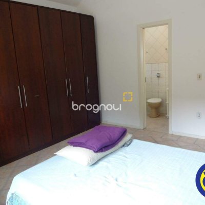 Casa com 151m², 3 quartos (sendo 3 suítes), 1 garagem, no bairro Jurerê Internacional em Florianópolis
