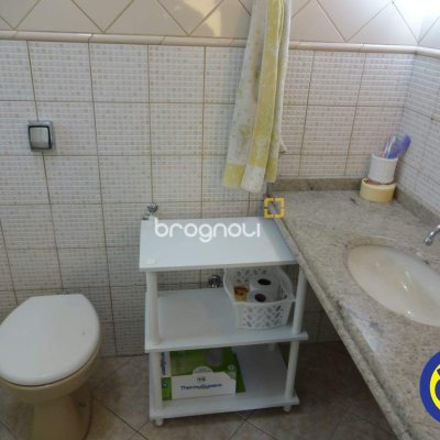 Casa com 151m², 3 quartos (sendo 3 suítes), 1 garagem, no bairro Jurerê Internacional em Florianópolis