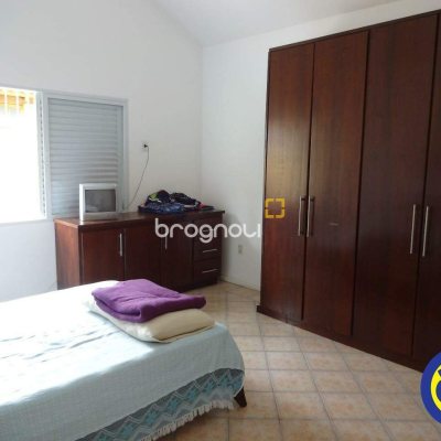 Casa com 151m², 3 quartos (sendo 3 suítes), 1 garagem, no bairro Jurerê Internacional em Florianópolis
