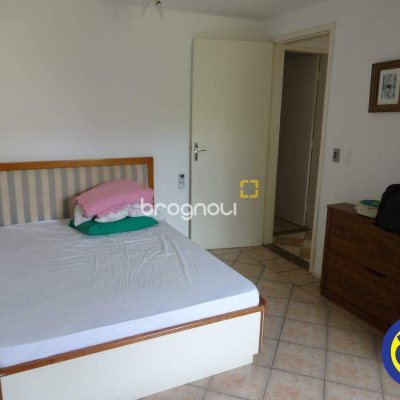 Casa com 151m², 3 quartos (sendo 3 suítes), 1 garagem, no bairro Jurerê Internacional em Florianópolis